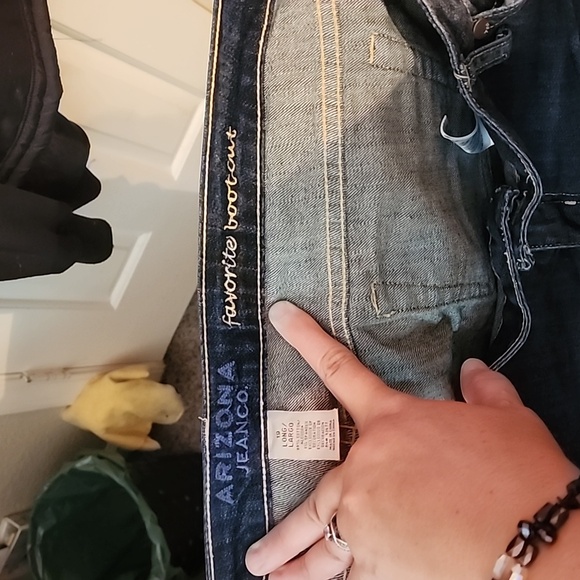 Arizona distressed womens jeans size 19 - Picture 4 of 5